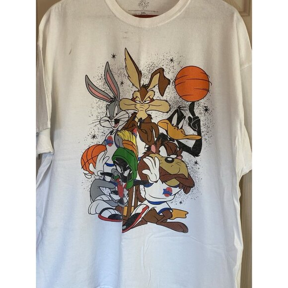 Space Jam Disney Men's White T-Shirt Size XXL 2XL Buggs, Daffy, Toon Squad Tee - Picture 3 of 15
